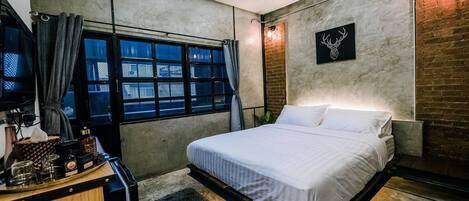 Standard Double Room with Private Bathroom | 5 makuuhuonetta, egyptinpuuvillaiset lakanat, ylelliset vuodevaatteet