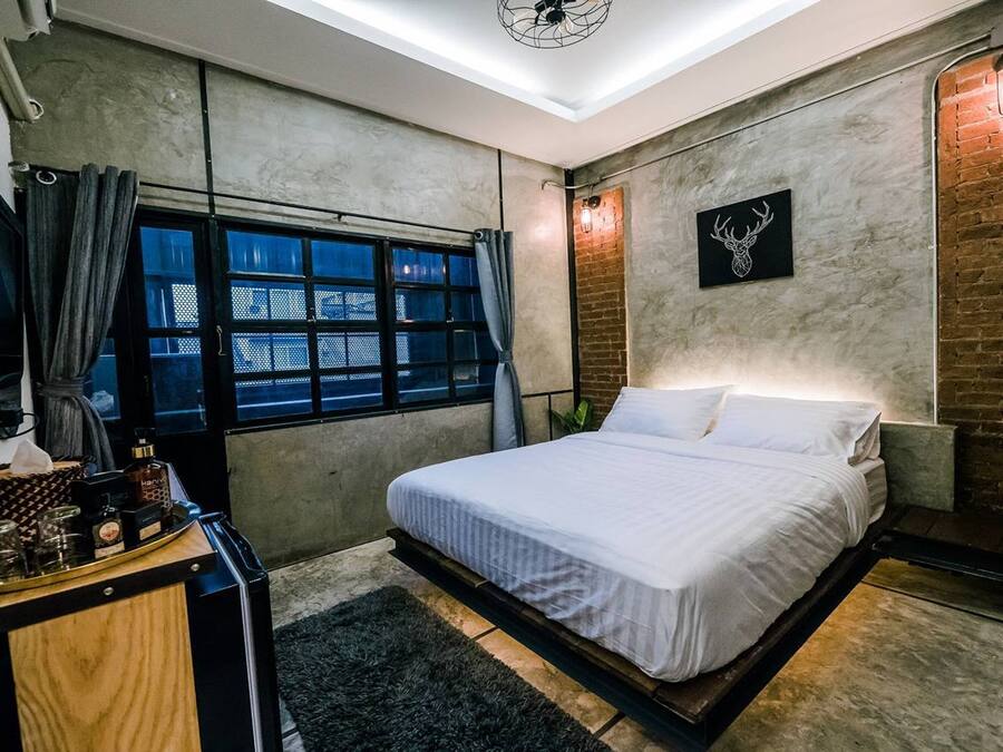 Standard Double Room with Private Bathroom