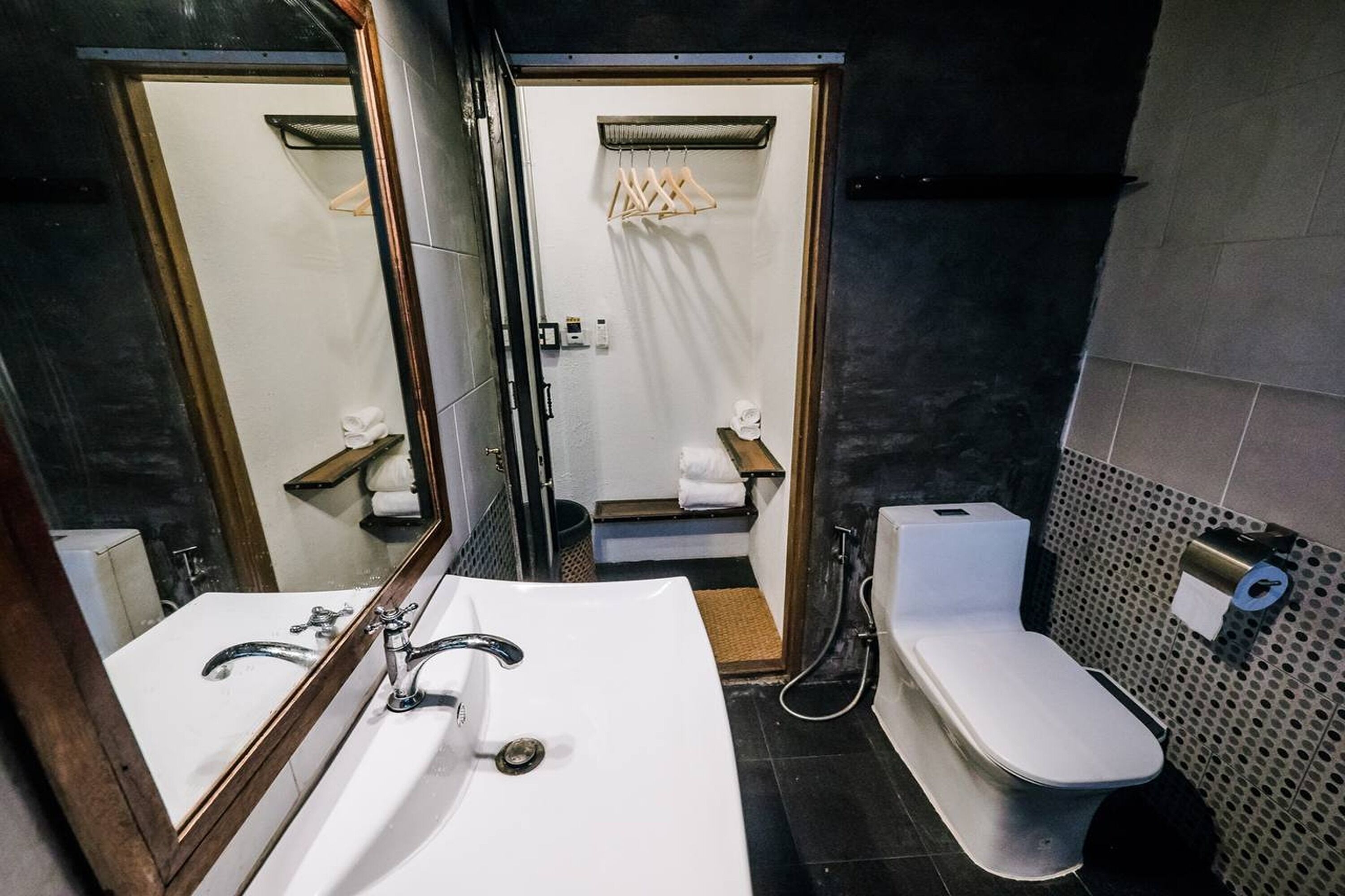 Photo - Zeds Hostel Bangkok