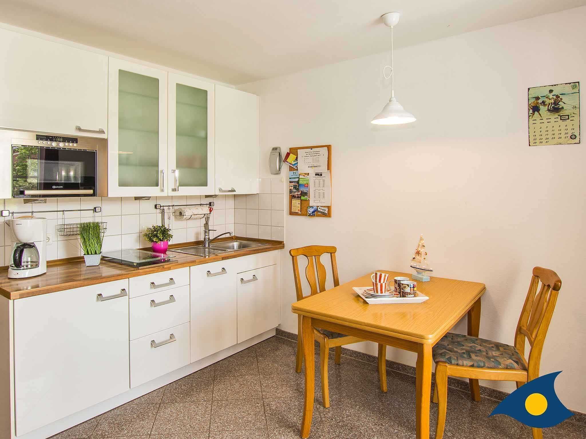 Kjøleskap, mikrobølgeovn, ovn og oppvaskmaskin