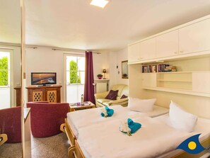 Unclassified image, 3 of 12, button