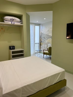 1 phòng ngủ, bộ đồ giường cao cấp, chăn bông, minibar 