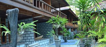 Hoga Dive Inn Wakatobi