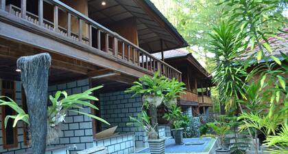 Hoga Dive Inn Wakatobi