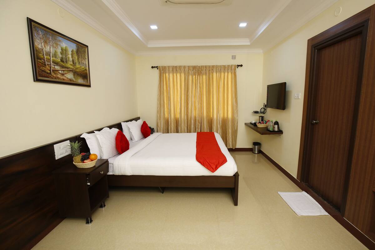 Family Triple Room | In-room safe, blackout drapes, soundproofing