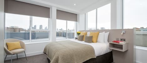 Suite, 2 slaapkamers | 1 slaapkamer, lakens van Egyptisch katoen, hypoallergeen beddengoed