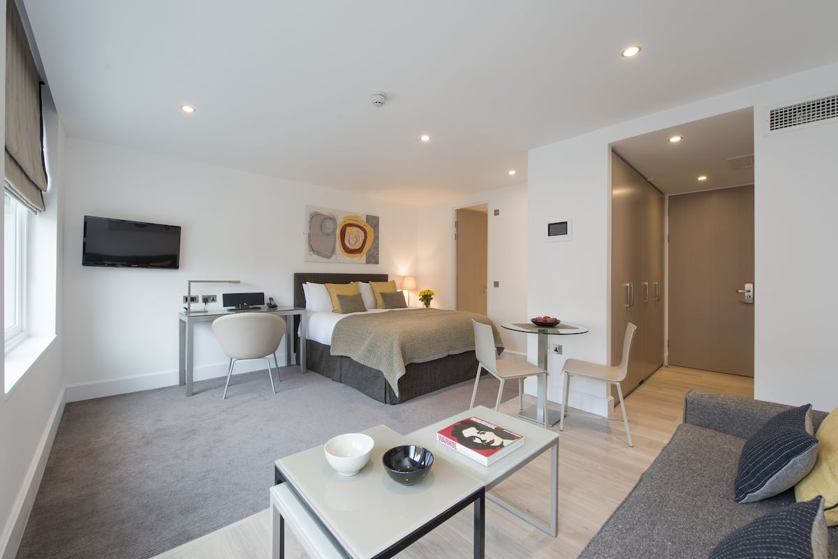 1 habitación, sábanas de algodón egipcio y ropa de cama hipoalergénica