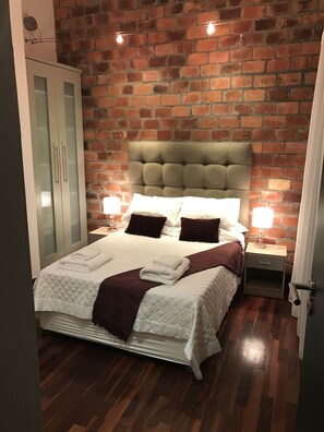 Appartement Duplex Luxe, 2 chambres, vue montagne | 1 chambre, fer et planche à repasser, Wi-Fi gratuit, draps fournis