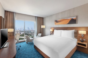 Room, 1 King Bed | In-room safe, desk, laptop workspace, blackout curtains - DoubleTree by Hilton Dubai Al Jadaf (Dubai)