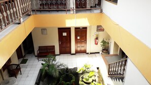 Unclassified image, 3 of 46, button - Hotel Vidi 2 (Depok)