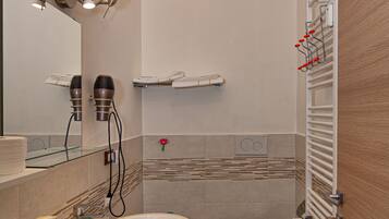 Chambre Double, salle de bains privée (External) | Salle de bain