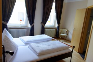 Comfort Apartment, Ensuite, Garden View | 1 bedroom, free WiFi, bed sheets