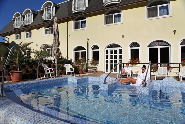 Body treatments, facials, manicures and pedicures, massages