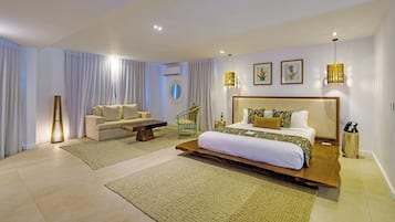 Suite Royale, vue mer | 1 chambre, literie de qualité supérieure, minibar