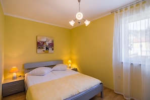 Doppia Classic, 2 camere da letto, vista mare | Culle/letti per bambini (gratuiti), culla da viaggio