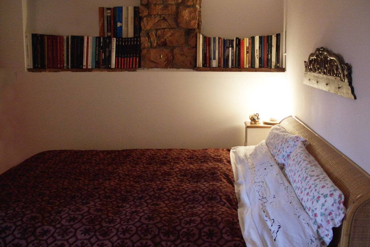 Standard Double Room | Free WiFi, bed sheets