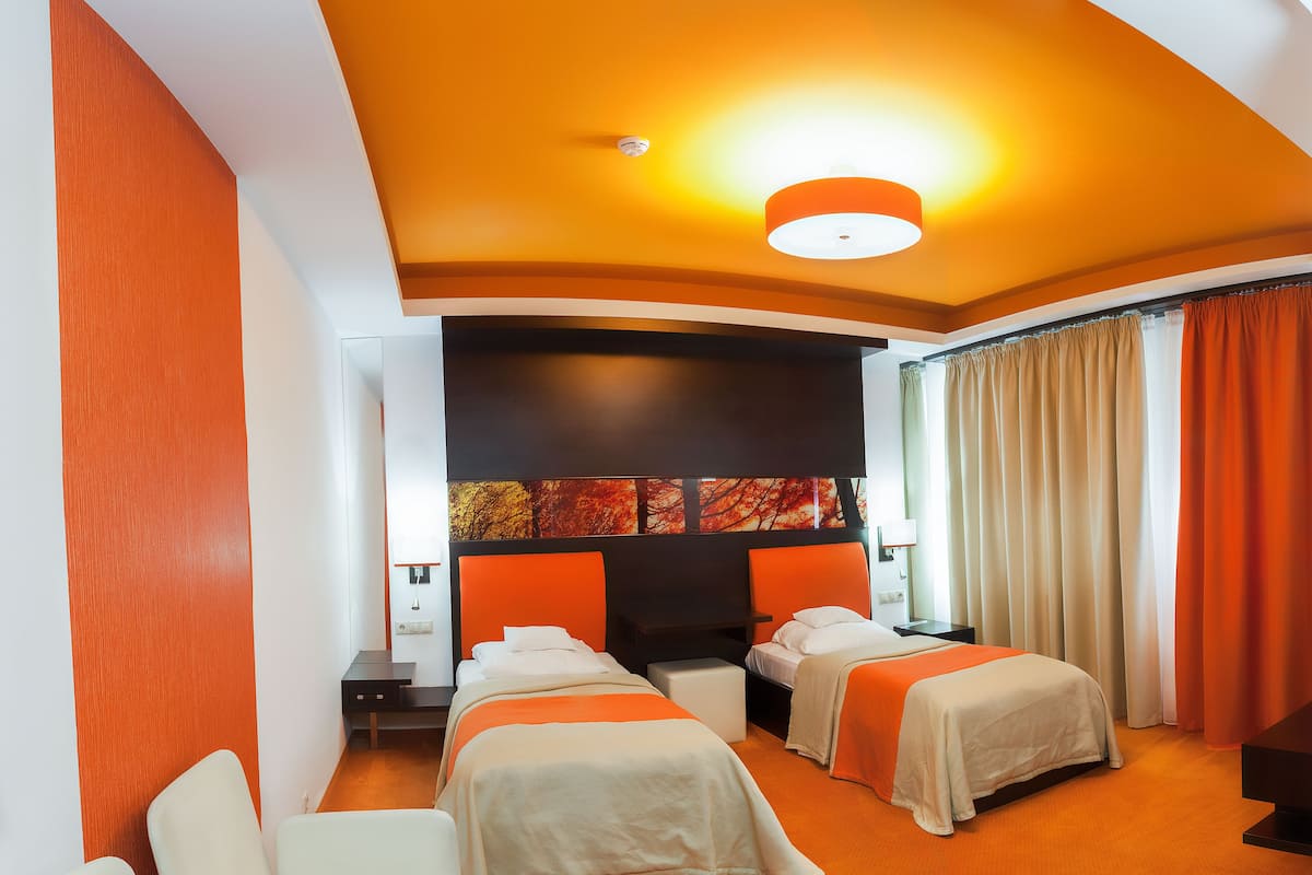 Standard-Zweibettzimmer | 1 Schlafzimmer, Minibar, Zimmersafe, Schreibtisch