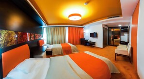 Chambre Standard avec lits jumeaux | 1 chambre, minibar, coffres-forts dans les chambres, bureau