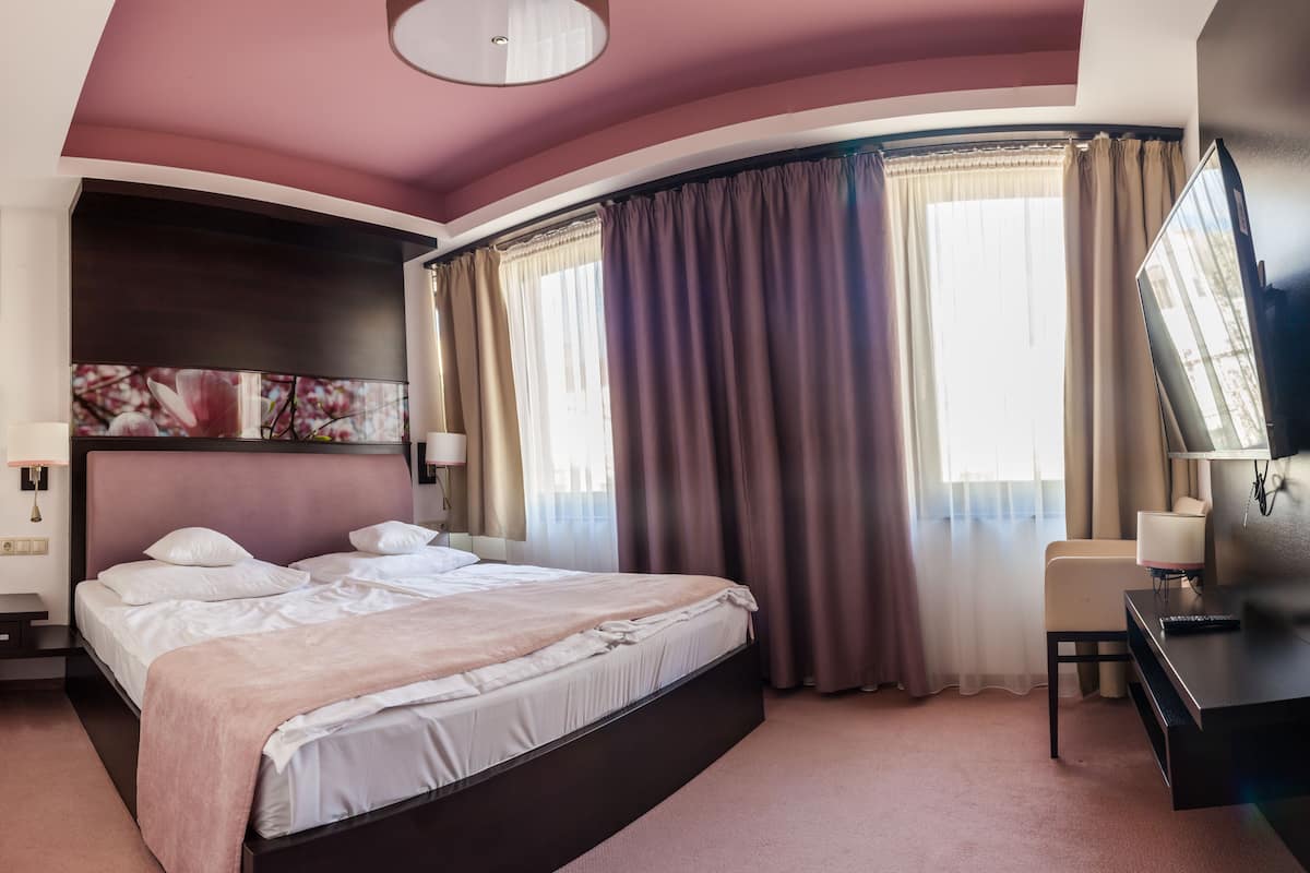 Grand Room | 1 bilik tidur, bar mini, peti besi dalam bilik, meja