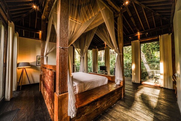 Premium Suite, 1 Bedroom, River View | Minibar, in-room safe, desk, laptop workspace - Surya Kembar Villas (Ubud)