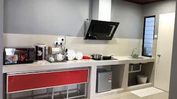 Family Apartment, Non Smoking, Pool View | Mini-refrigerator