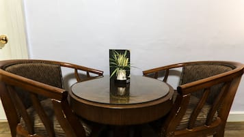 Egyptian cotton sheets, premium bedding, down duvets, pillow-top beds