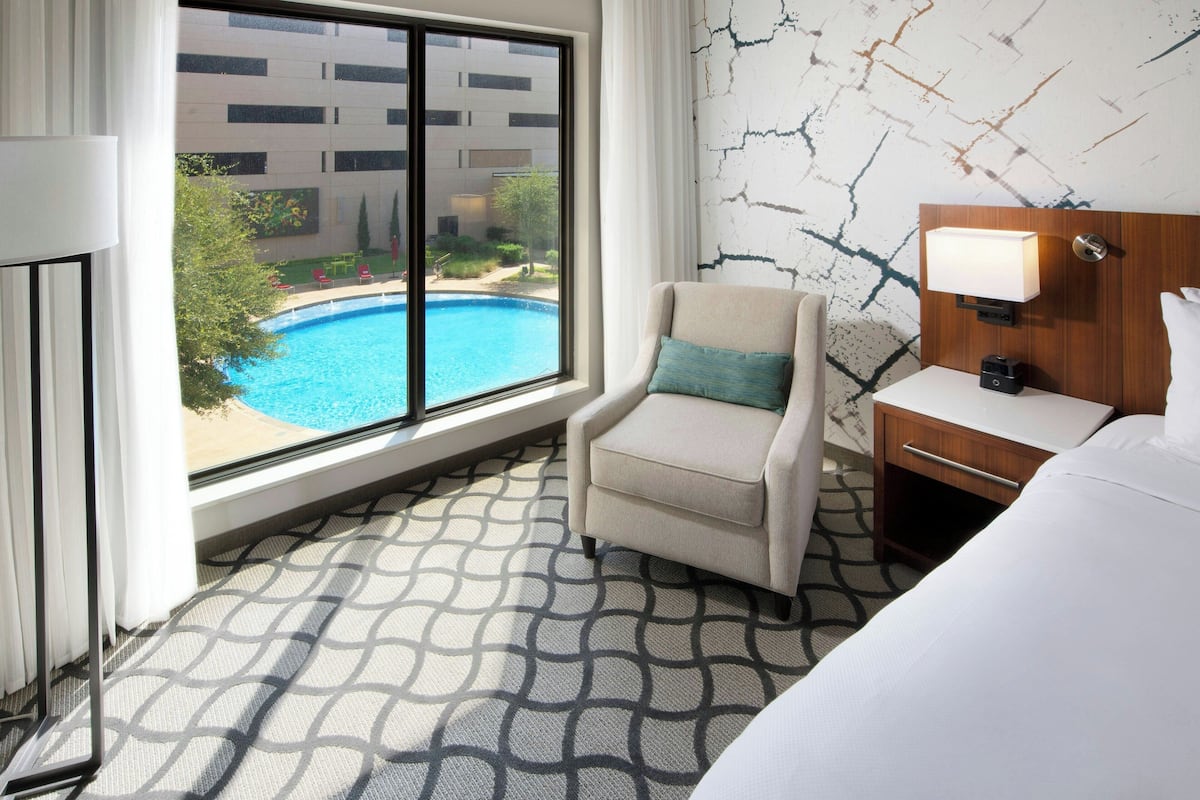 desk, laptop workspace, soundproofing, iron/ironing board