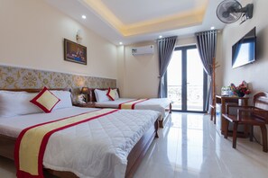 Minibar, desk, soundproofing, free WiFi - Bien Vang Hotel (Ho Chi Minh City)