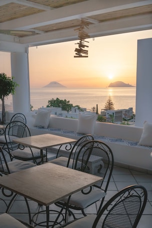 Lounge. B&B Le Sette Vele Da Riccardo