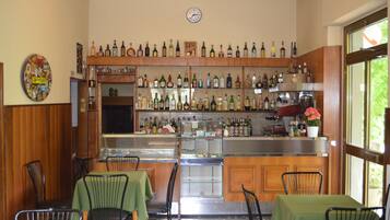 Bar (in der Unterkunft)