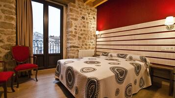 Soundproofing, free cots/infant beds, rollaway beds, free WiFi