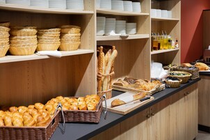 Daily buffet breakfast (EUR 20 per person)