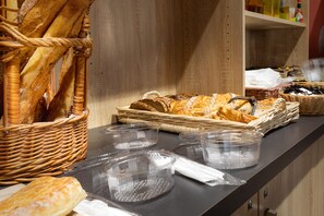 Daily buffet breakfast (EUR 20 per person)