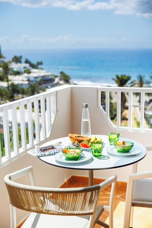 特級公寓, 露台 | 陽台