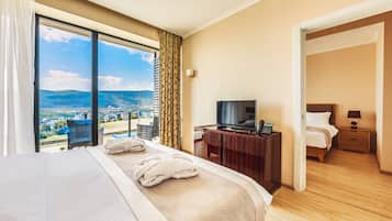 Doppia Classic | Biancheria da letto di alta qualità, minibar, una cassaforte in camera