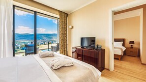 Classic Double Room | Premium bedding, minibar, in-room safe, desk - Lisi Hills Hotel (Tbilisi)