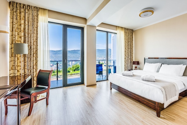 Economy Double Room | Premium bedding, minibar, in-room safe, desk