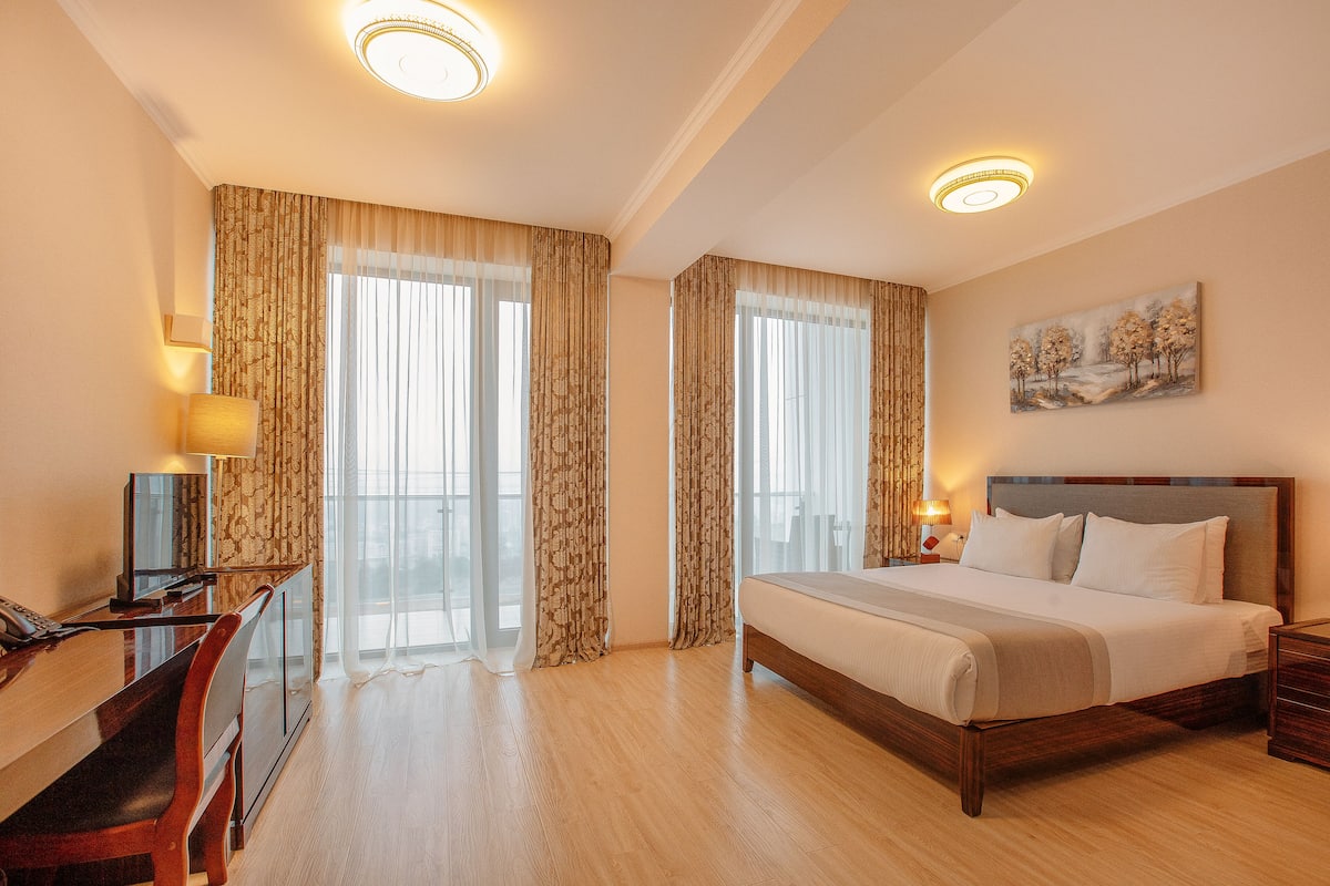 Luxury-Doppelzimmer | Hochwertige Bettwaren, Minibar, Zimmersafe, Schreibtisch