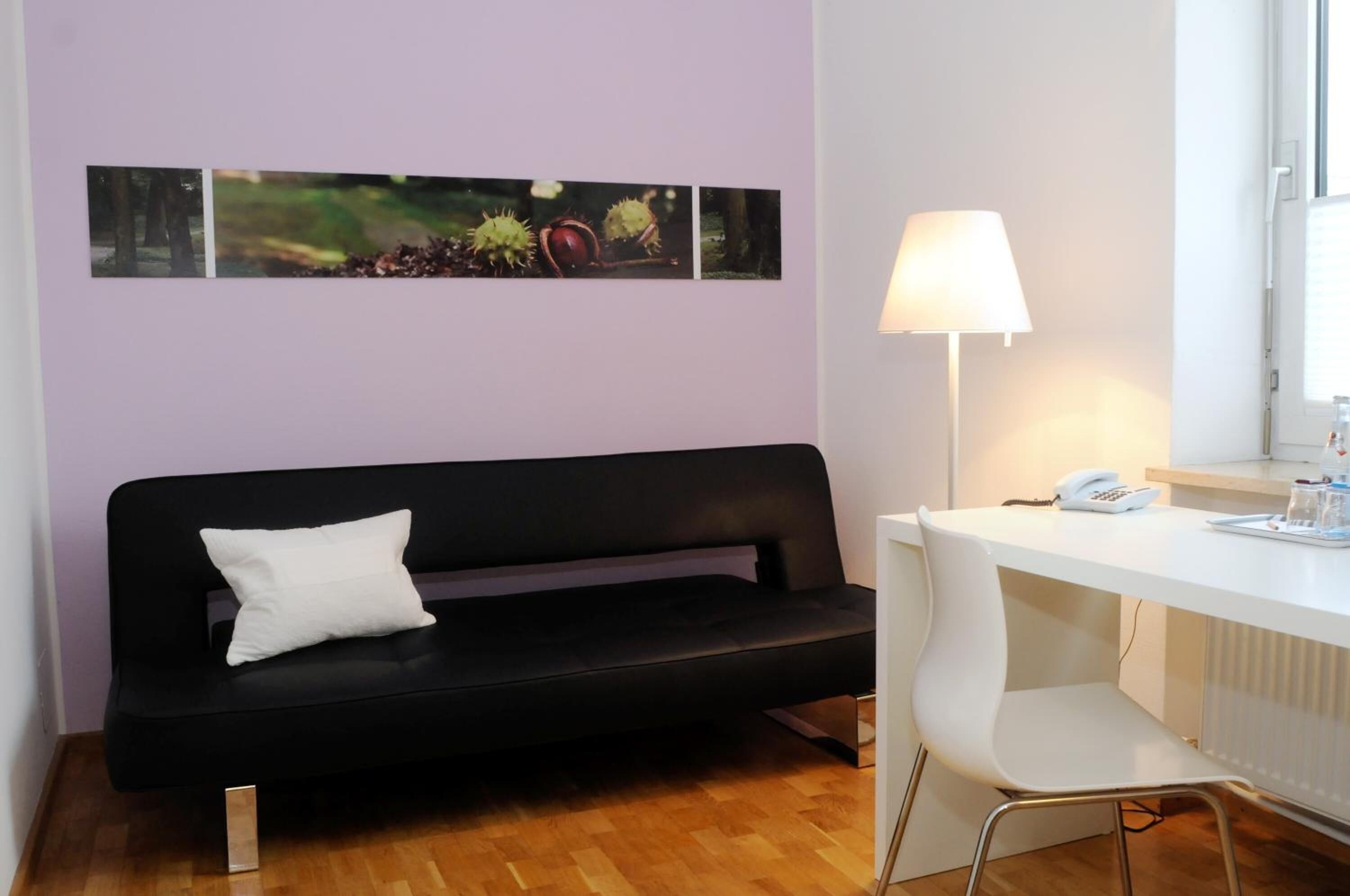 1 bedroom, hypo-allergenic bedding, blackout curtains