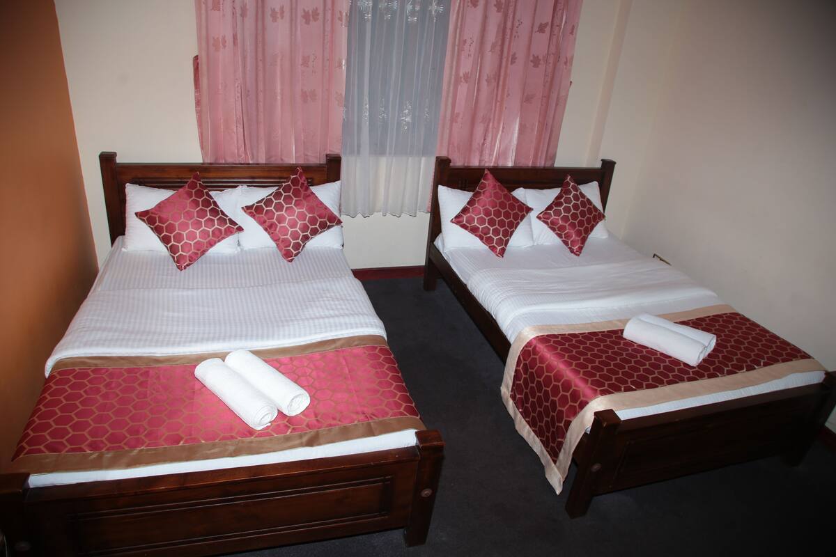In-room safe, free WiFi