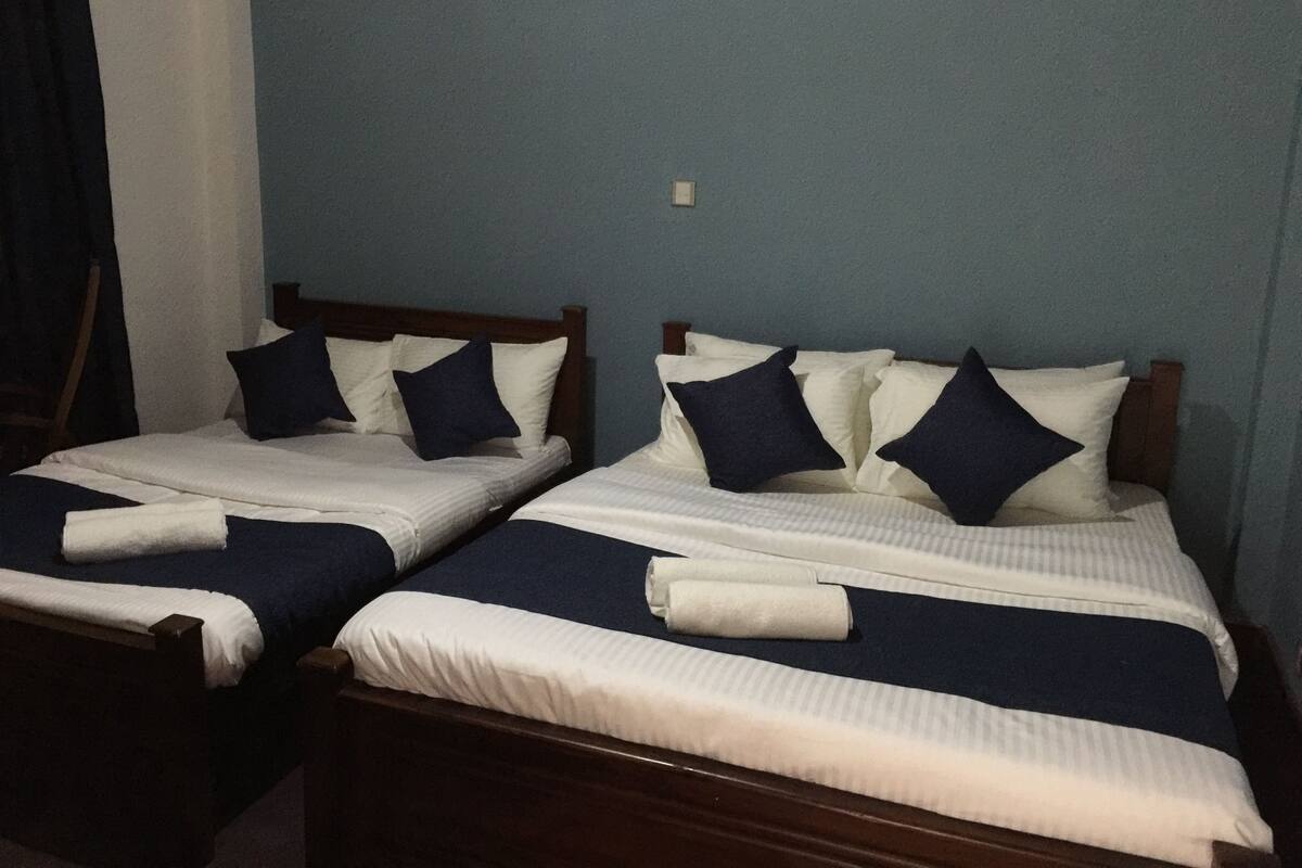 In-room safe, free WiFi