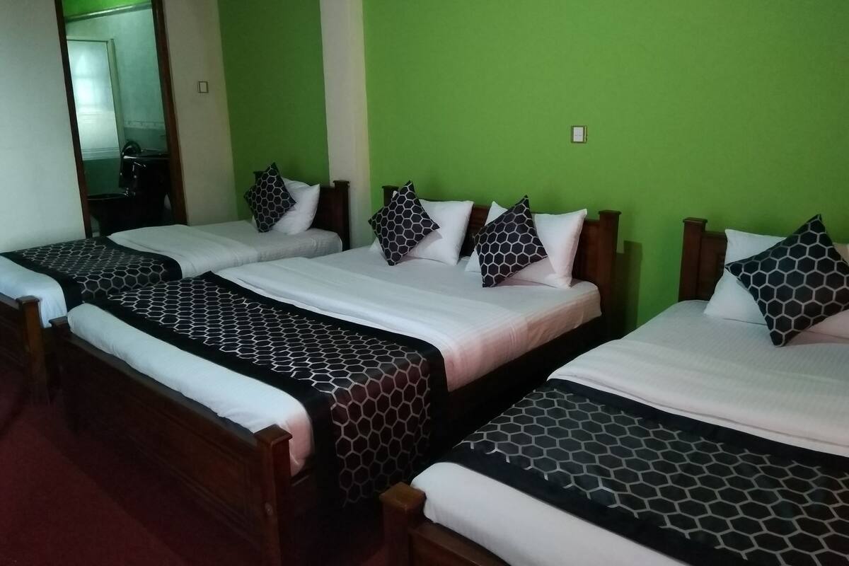 In-room safe, free WiFi