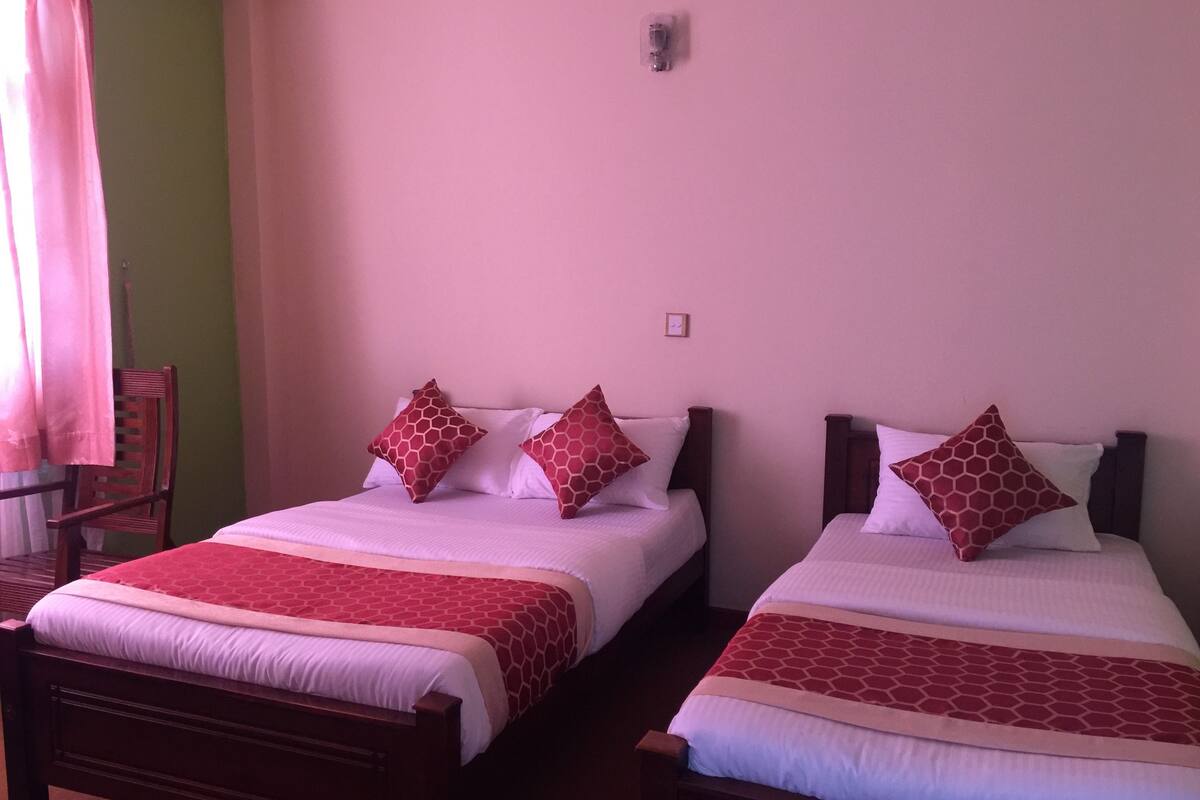 In-room safe, free WiFi
