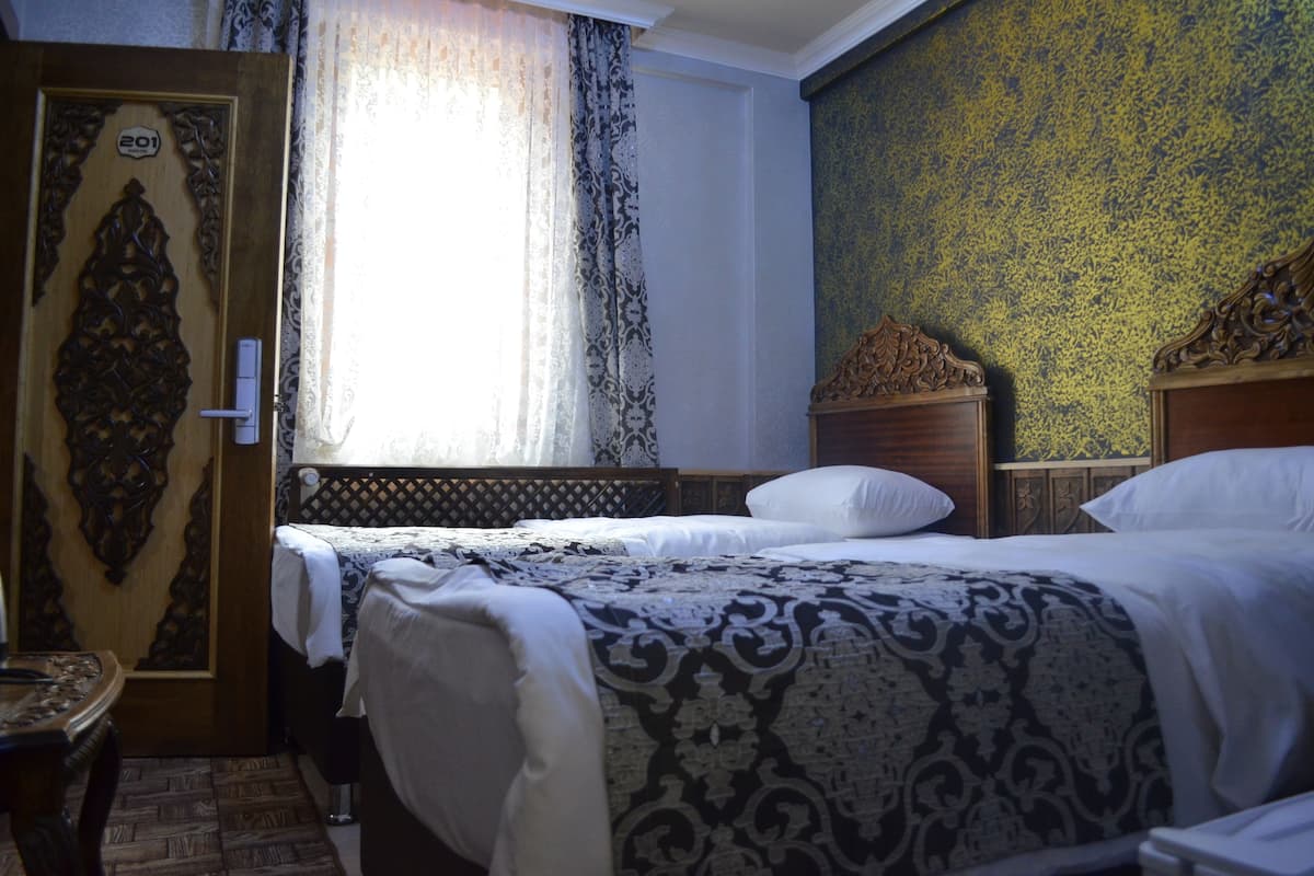 Desk, soundproofing, iron/ironing board, free WiFi