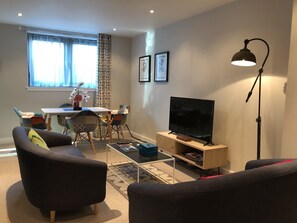 Apartment, 2 Bedrooms | Living area | Flat-screen TV - The Woolpack - Near Motorpoint Arena Nottingham (Nottingham)