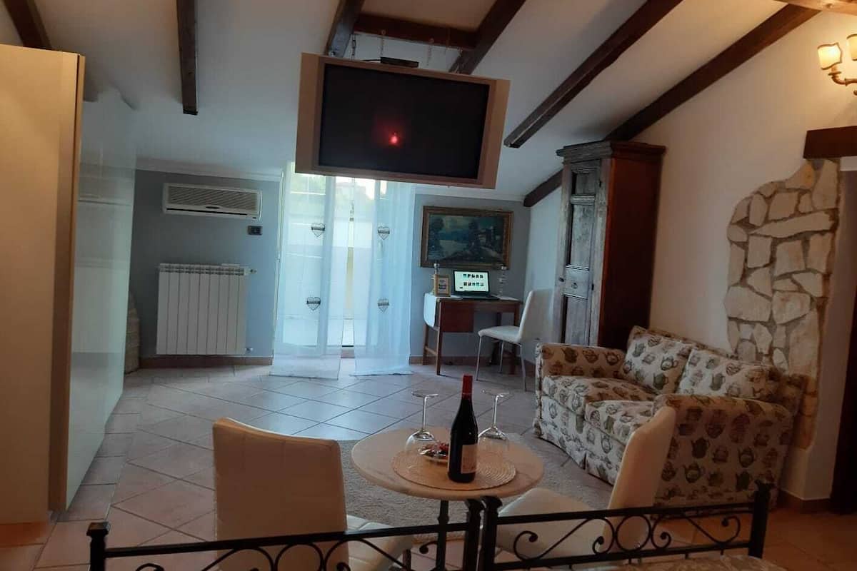 In-room safe, blackout curtains, soundproofing, free WiFi