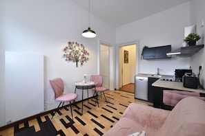Favourite Premium Apartment | Wohnbereich | Smart-TV