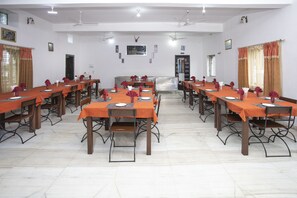 Frukostbuffé varje dag mot avgift