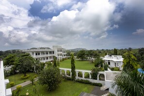 Building design - Narayan Niwas Resort (Gogunda)