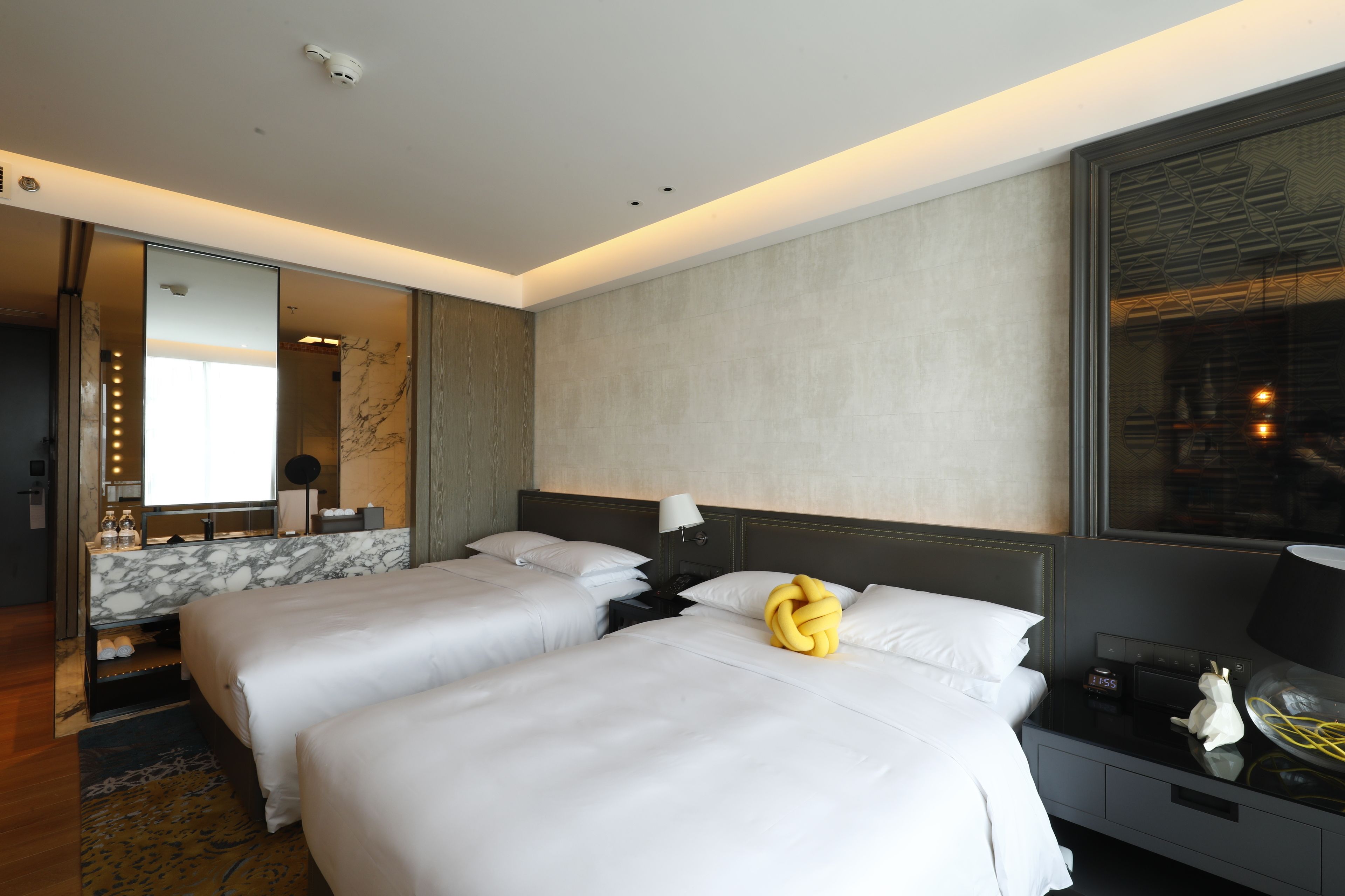 room, 2 double beds, mountain view | hypo-allergenic bedding, down duvets, pillow-top beds, minibar